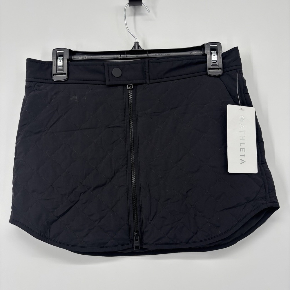 Athleta Toasty Buns Quilted Insulated Skirt Black Size 2 Mini Zip Up Pockets